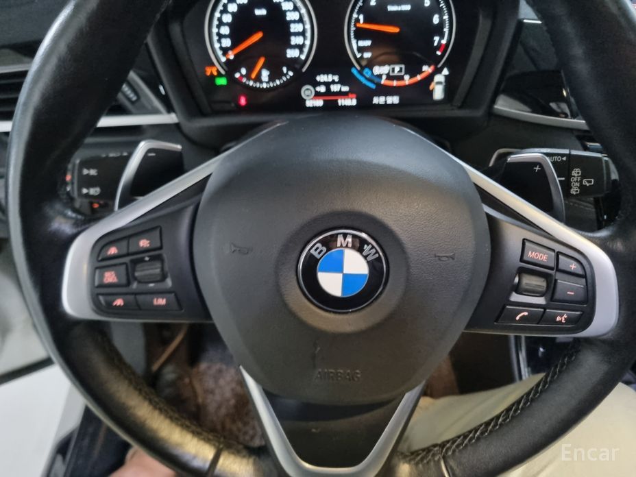 X1 (F48)xDrive 20i xLine 13