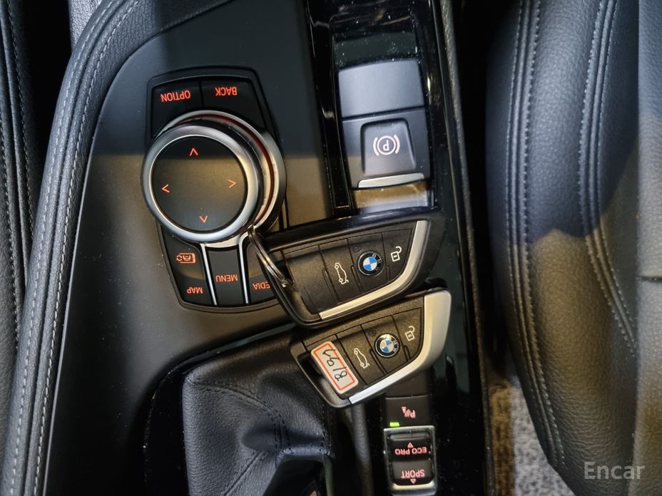 X1 (F48)xDrive 20i xLine 18
