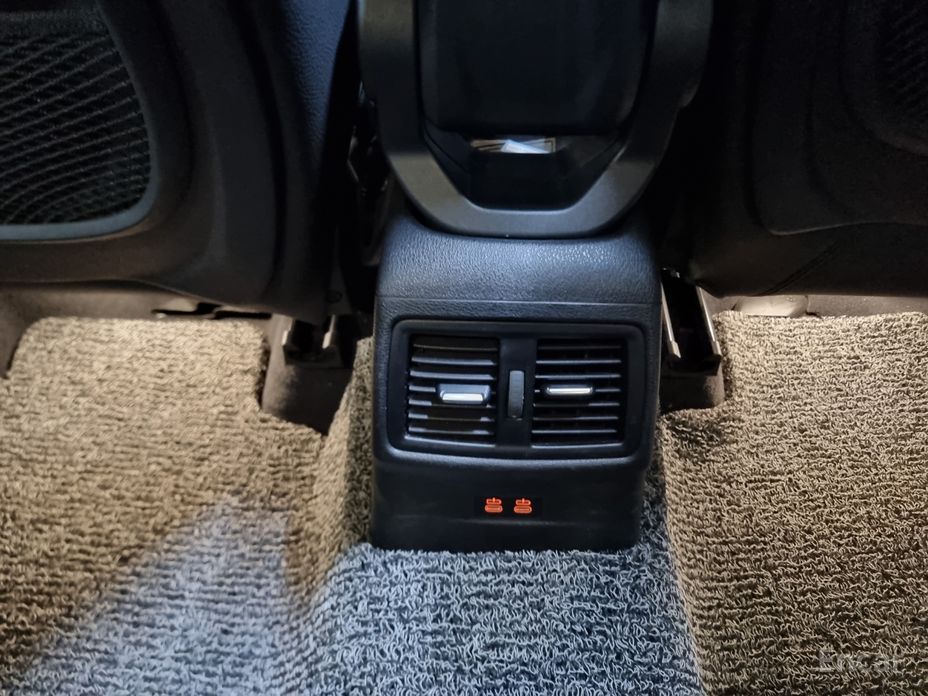 X1 (F48)xDrive 20i xLine 19