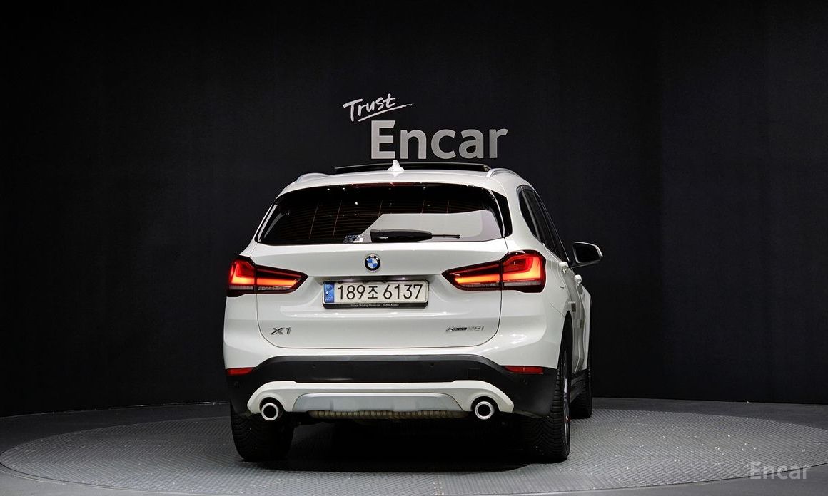 X1 (F48)xDrive 20i xLine 5