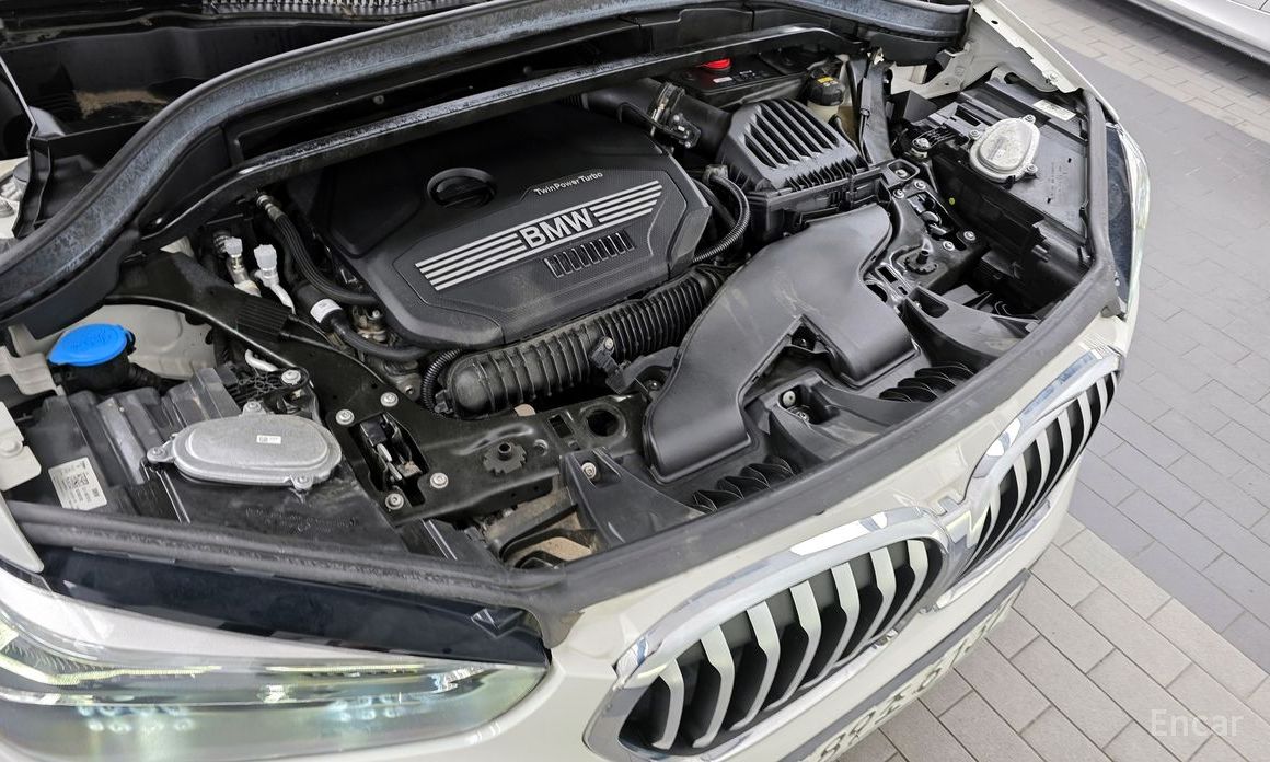 X1 (F48)xDrive 20i xLine 7
