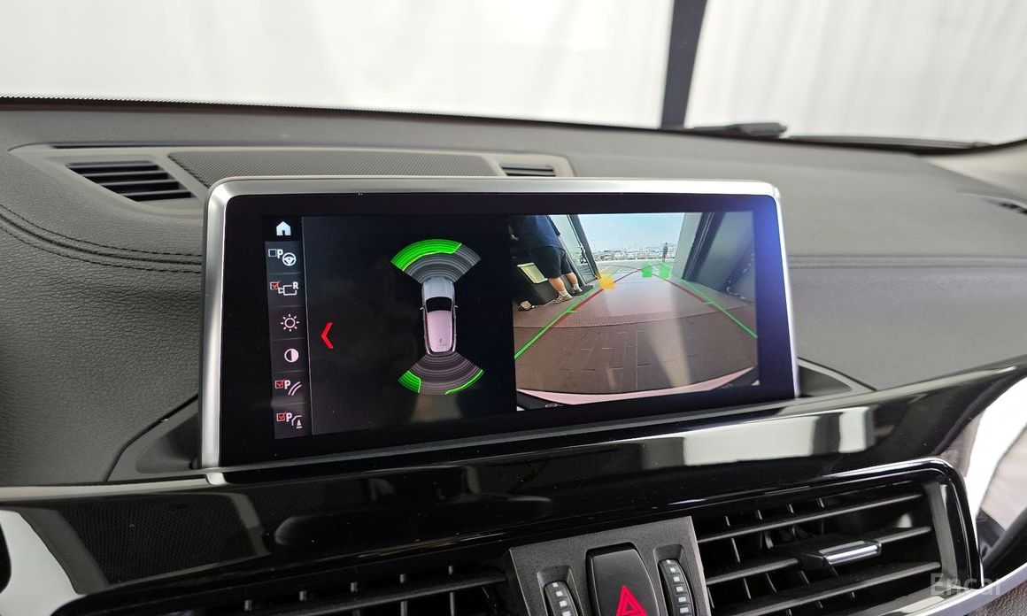 X2 (F39)xDrive20i Advantage 16
