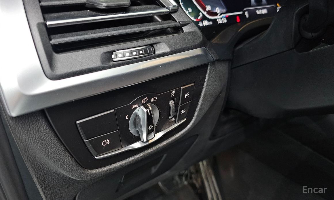 X3 (G01) xDrive 20i M Sport 19