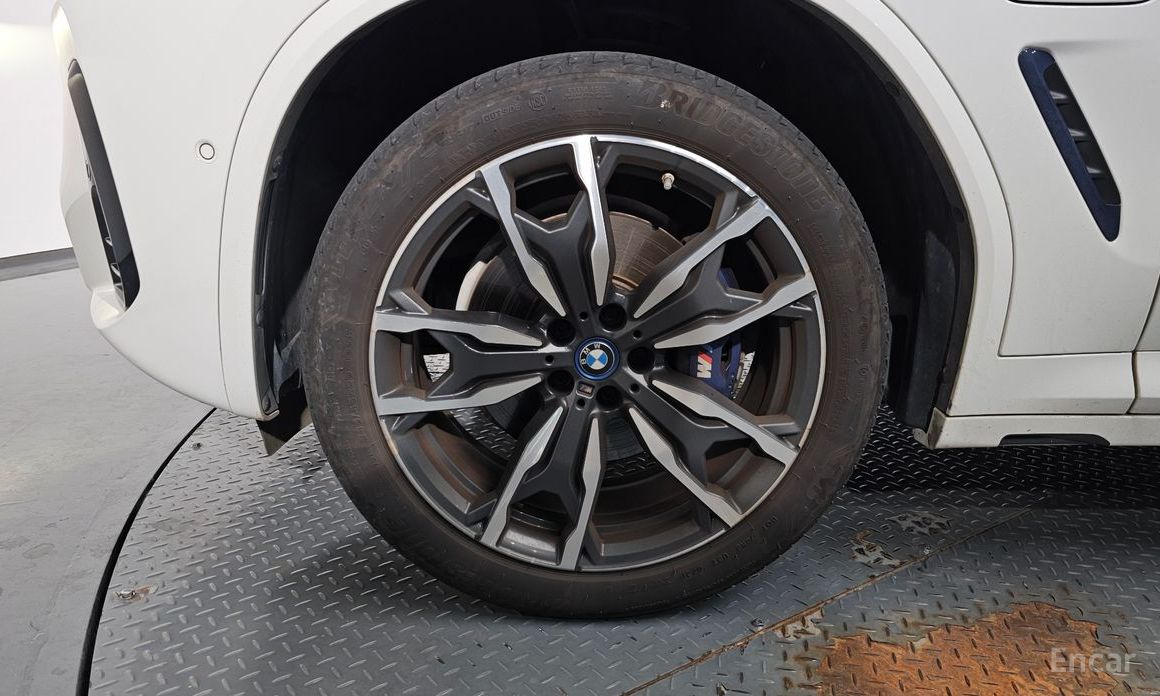 X3 (G01) xDrive 30e M Sports Pro 5