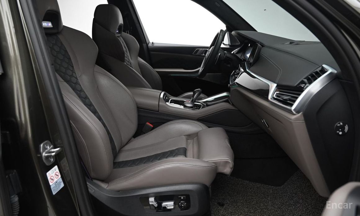X5M (G05) 4.4 Competition 12
