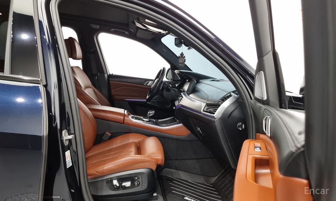 X5 (G05)M50i 12