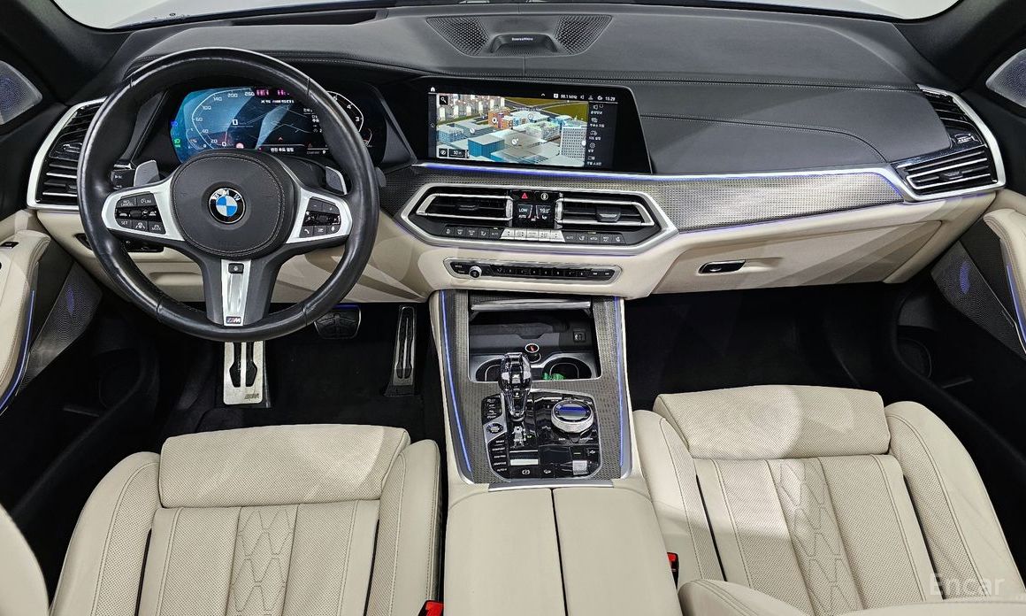X5 (G05)M50i 8