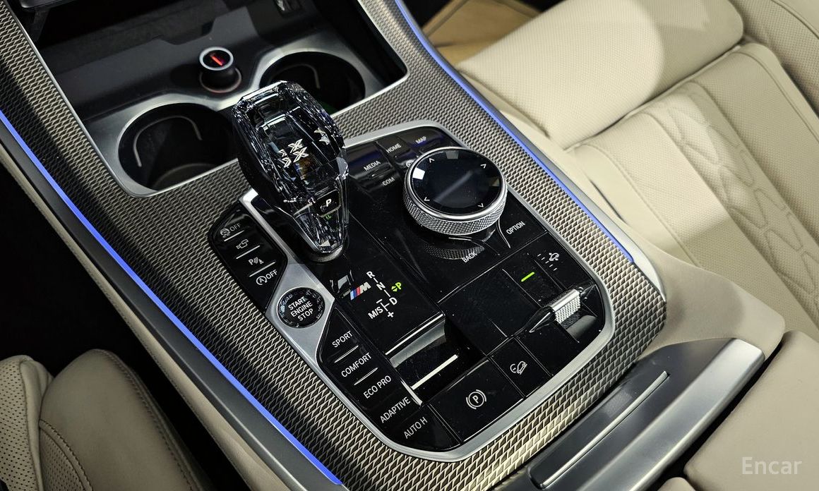 X5 (G05)M50i 10