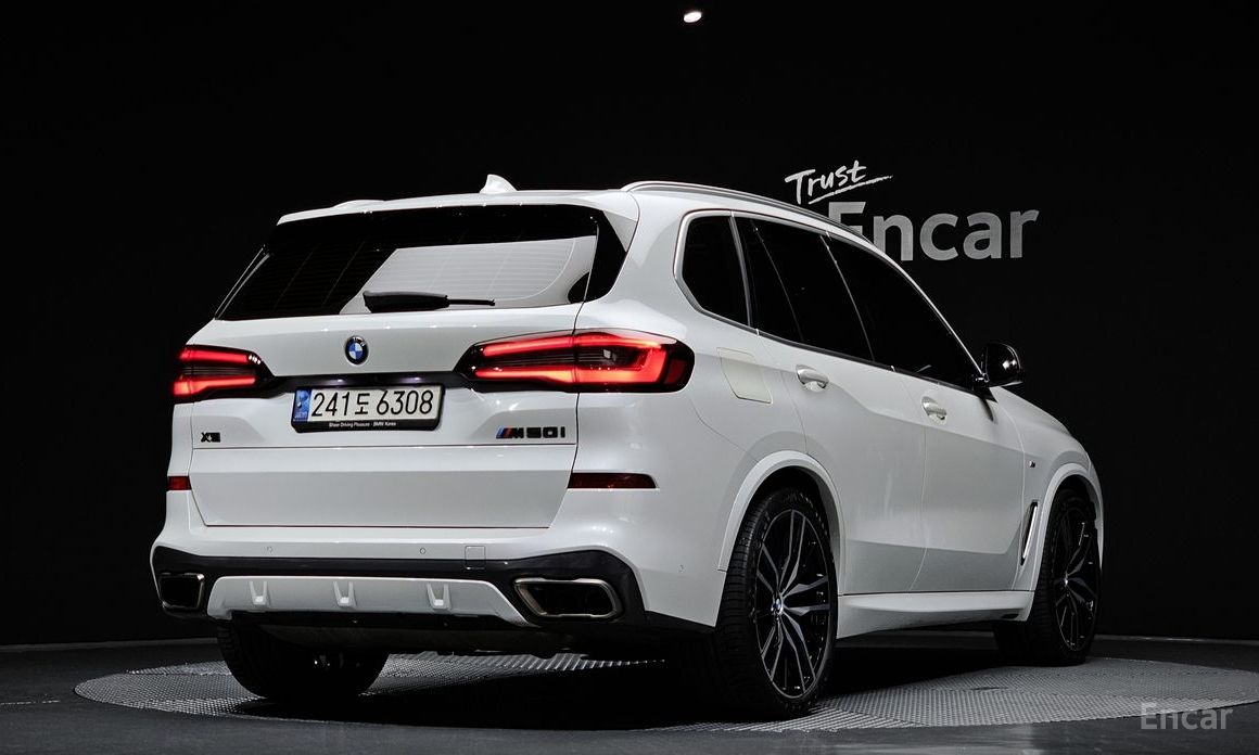 X5 (G05)M50i 3