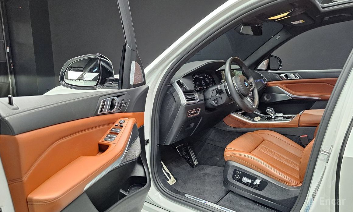 X5 (G05)M50i 12