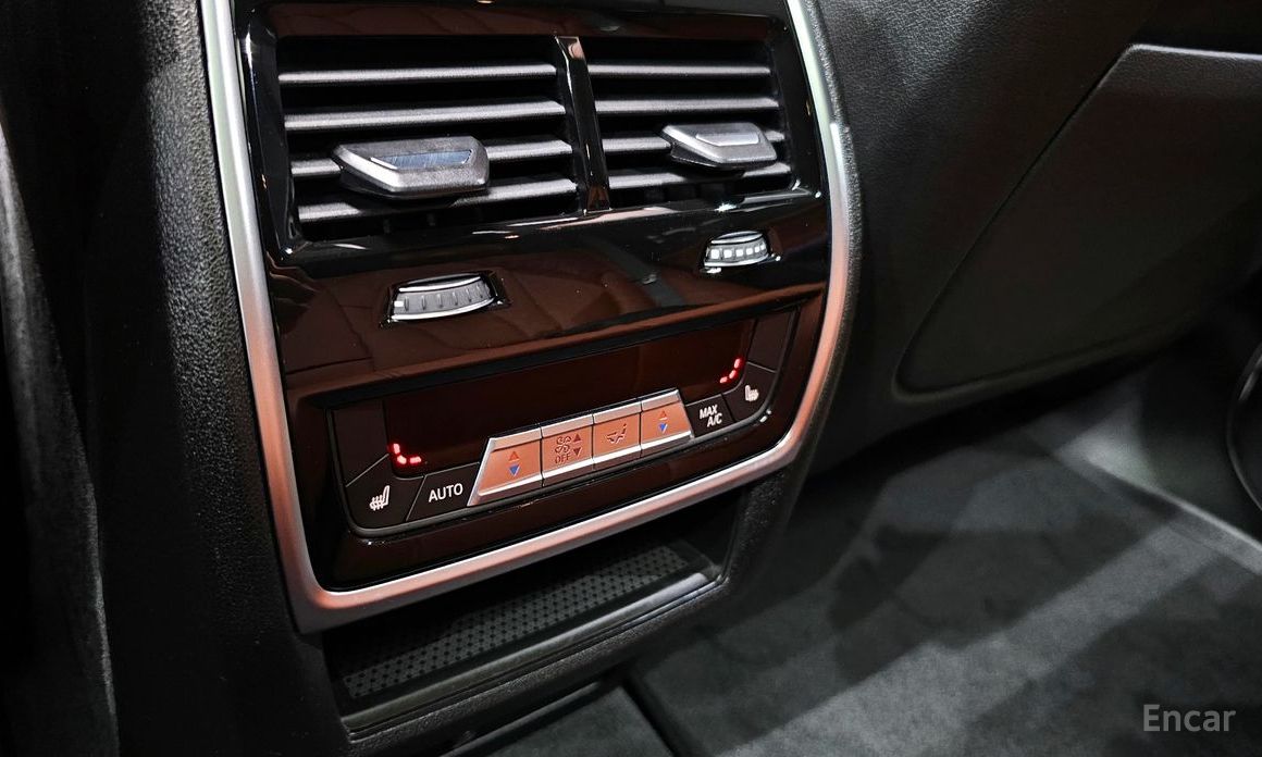 X5 (G05)M50i 18