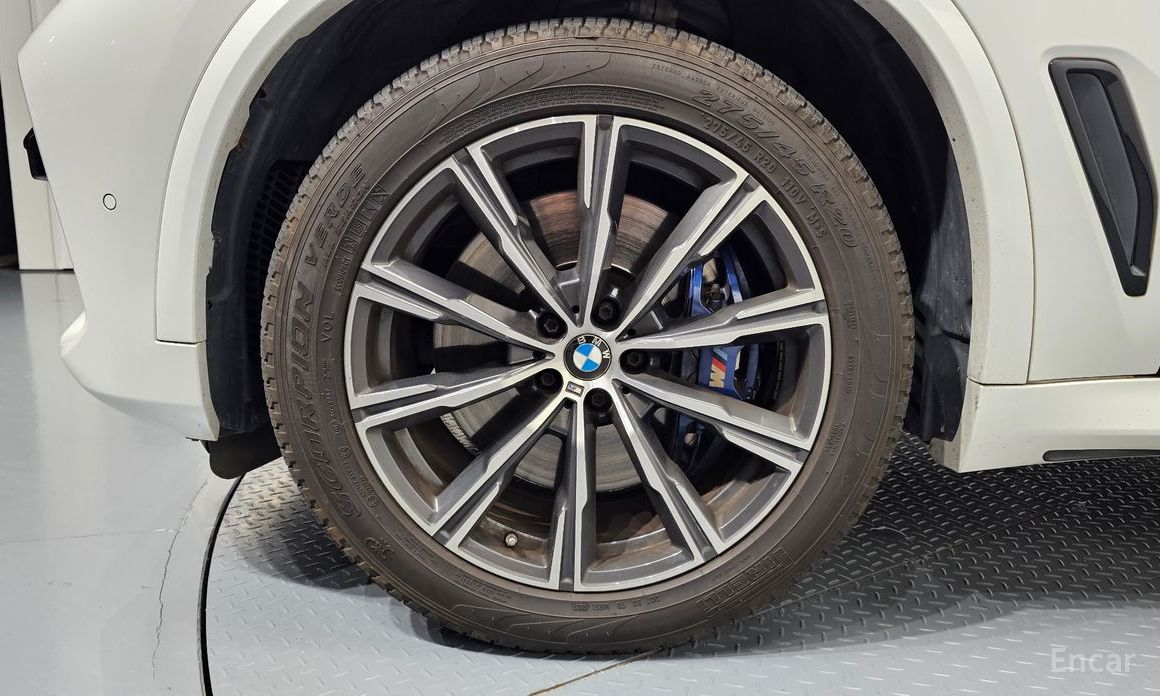 X5 (G05)xDrive 30d M Sport 6