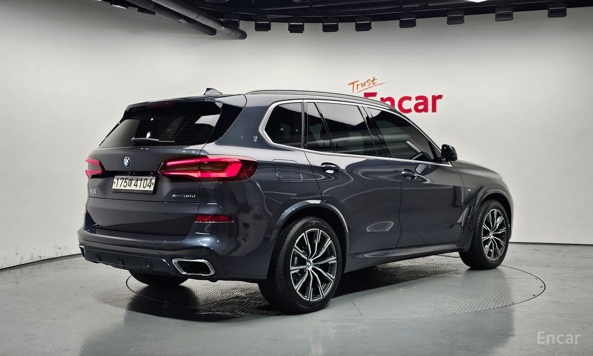 X5 (G05)xDrive 30d M Sport 3