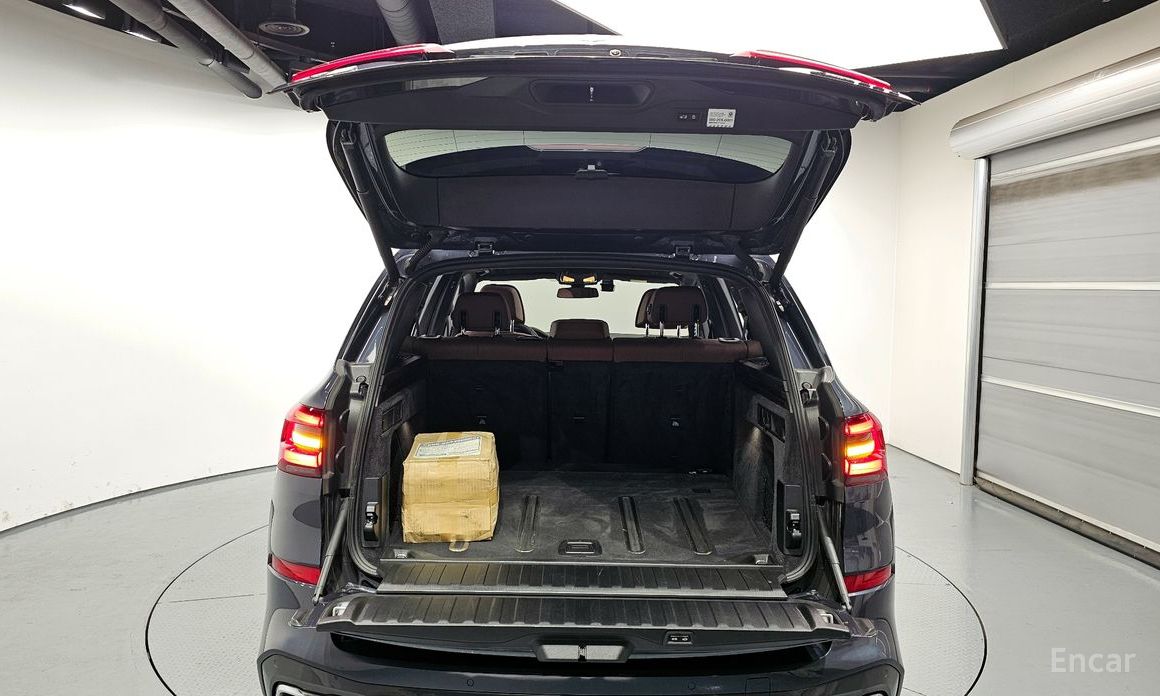 X5 (G05)xDrive 30d M Sport 21