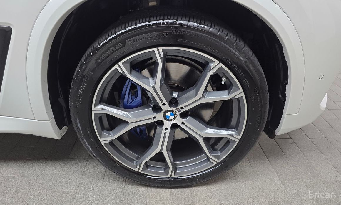 X5 (G05)xDrive 30d M Sport 6