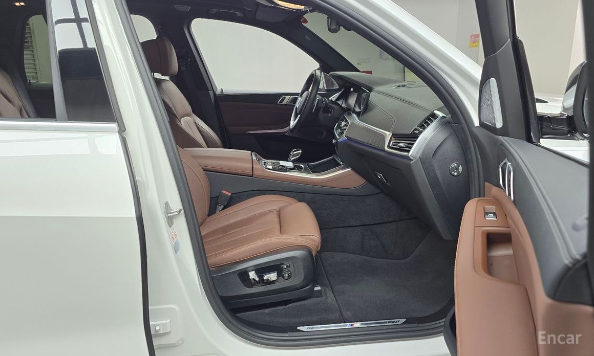 X5 (G05)xDrive 30d M Sport 12