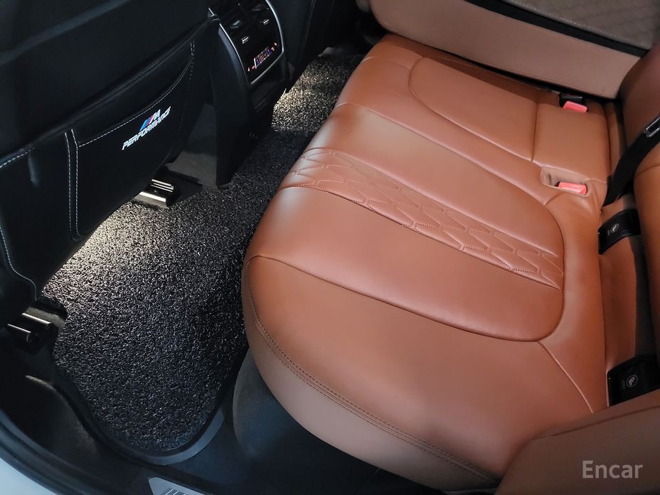 X5 (G05)xDrive 30d M Sport 14
