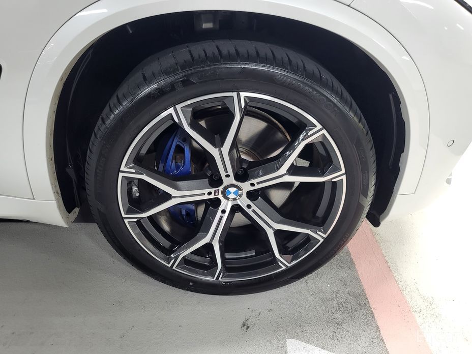 X5 (G05)xDrive 30d M Sport 18