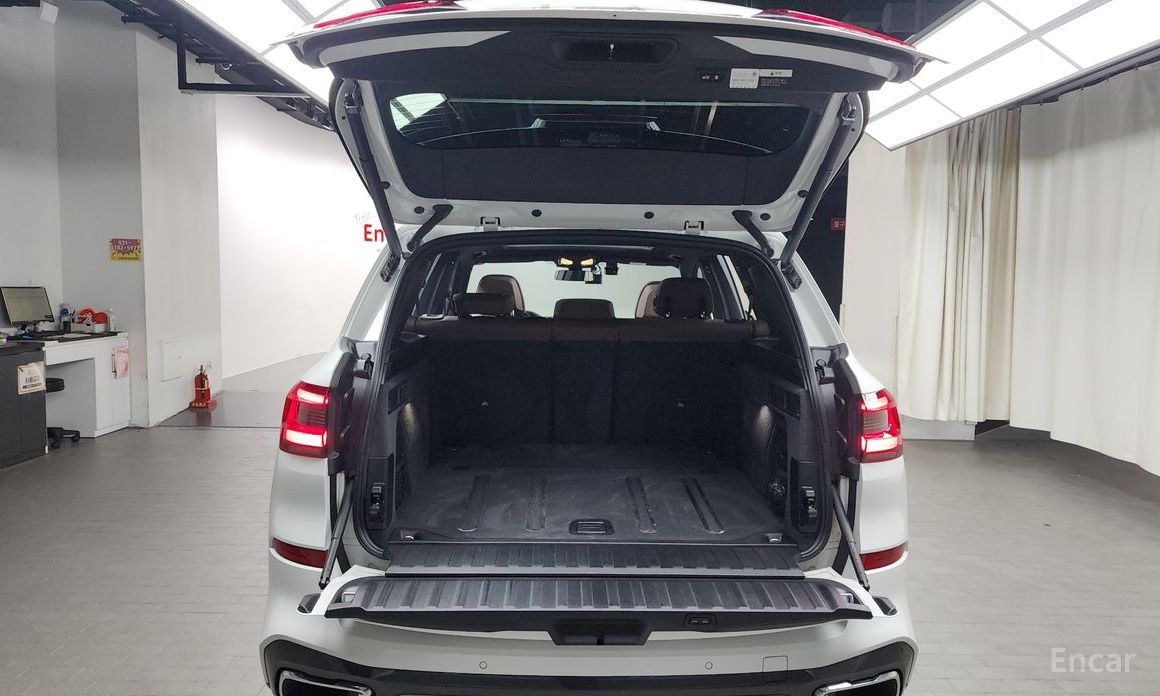 X5 (G05)xDrive 30d M Sport 21