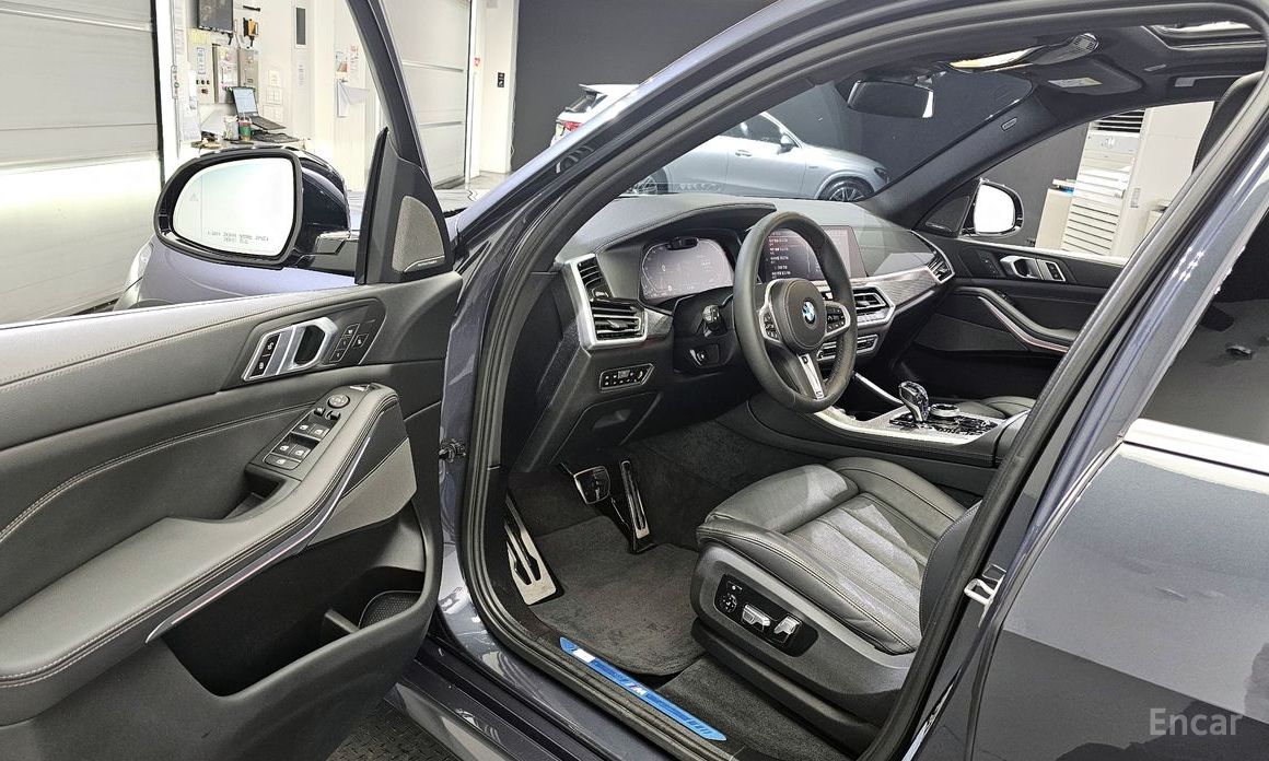 X5 (G05)xDrive 30d M Sport 11
