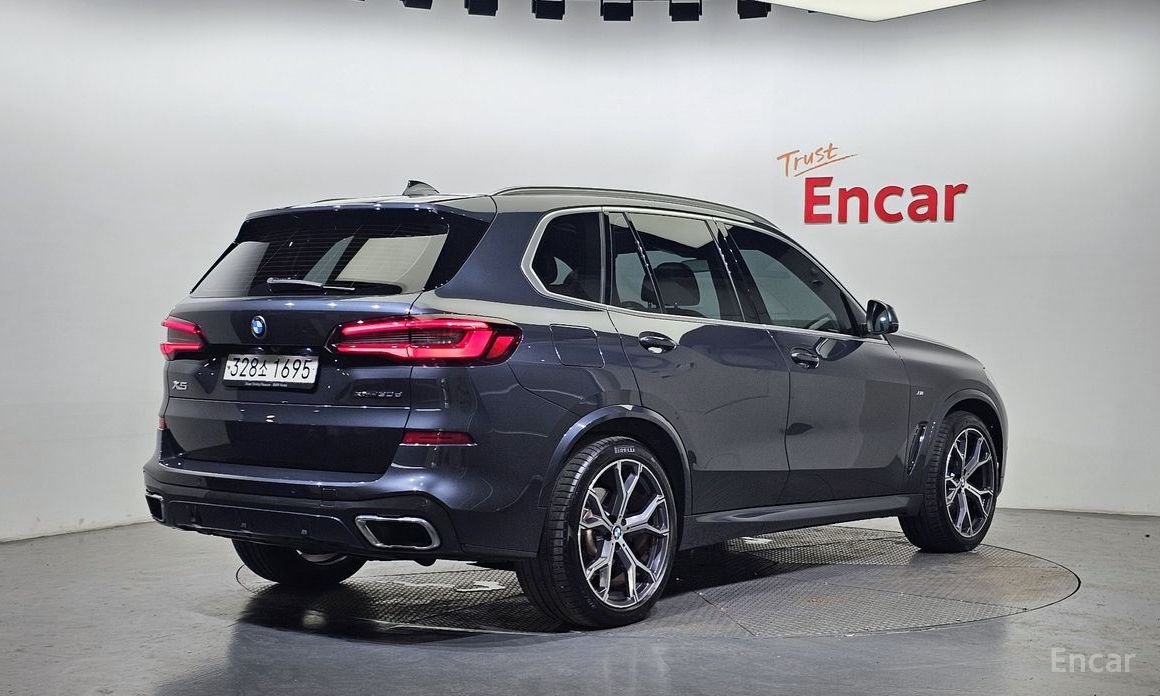 X5 (G05)xDrive 30d M Sport 3