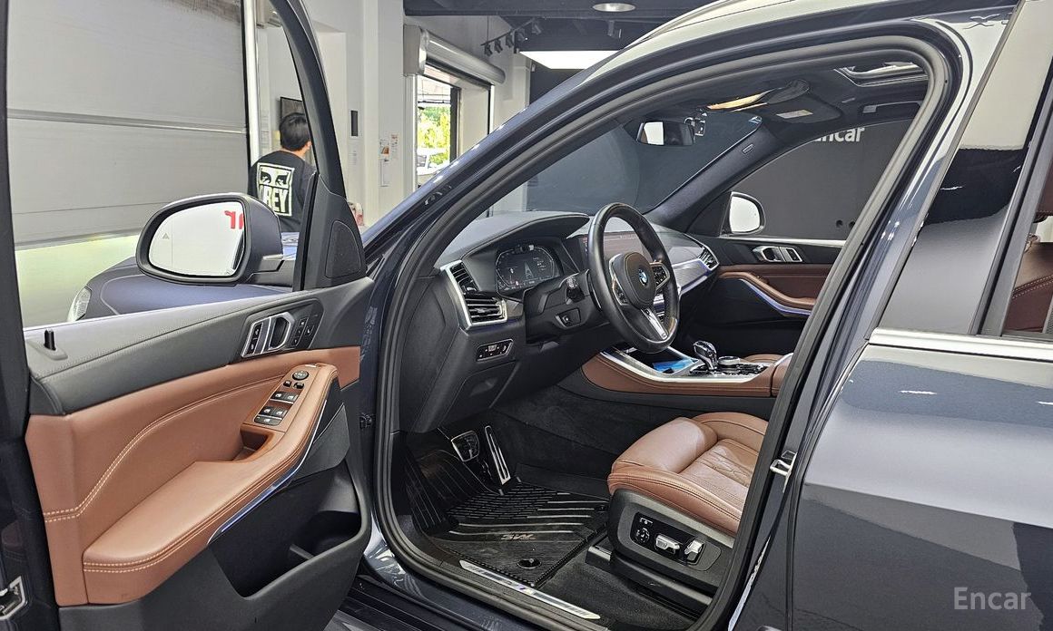 X5 (G05)xDrive 30d M Sport 11