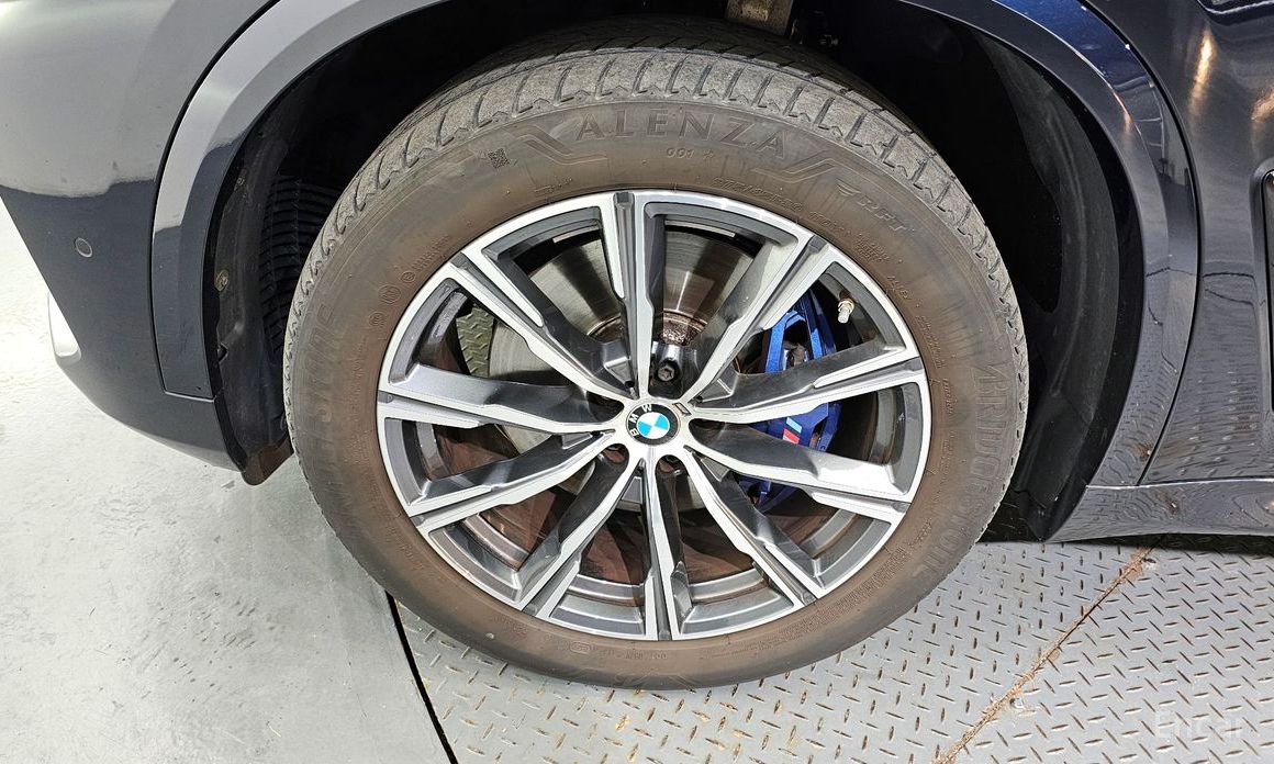 X5 (G05)xDrive 30d M Sport 6