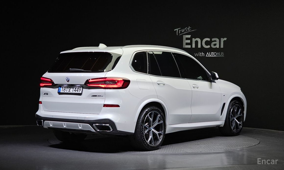 X5 (G05)xDrive 30d M Sport 3