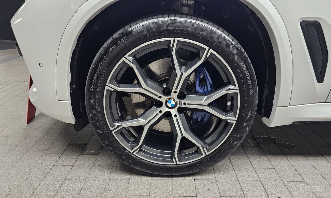 X5 (G05)xDrive 30d M Sport 6
