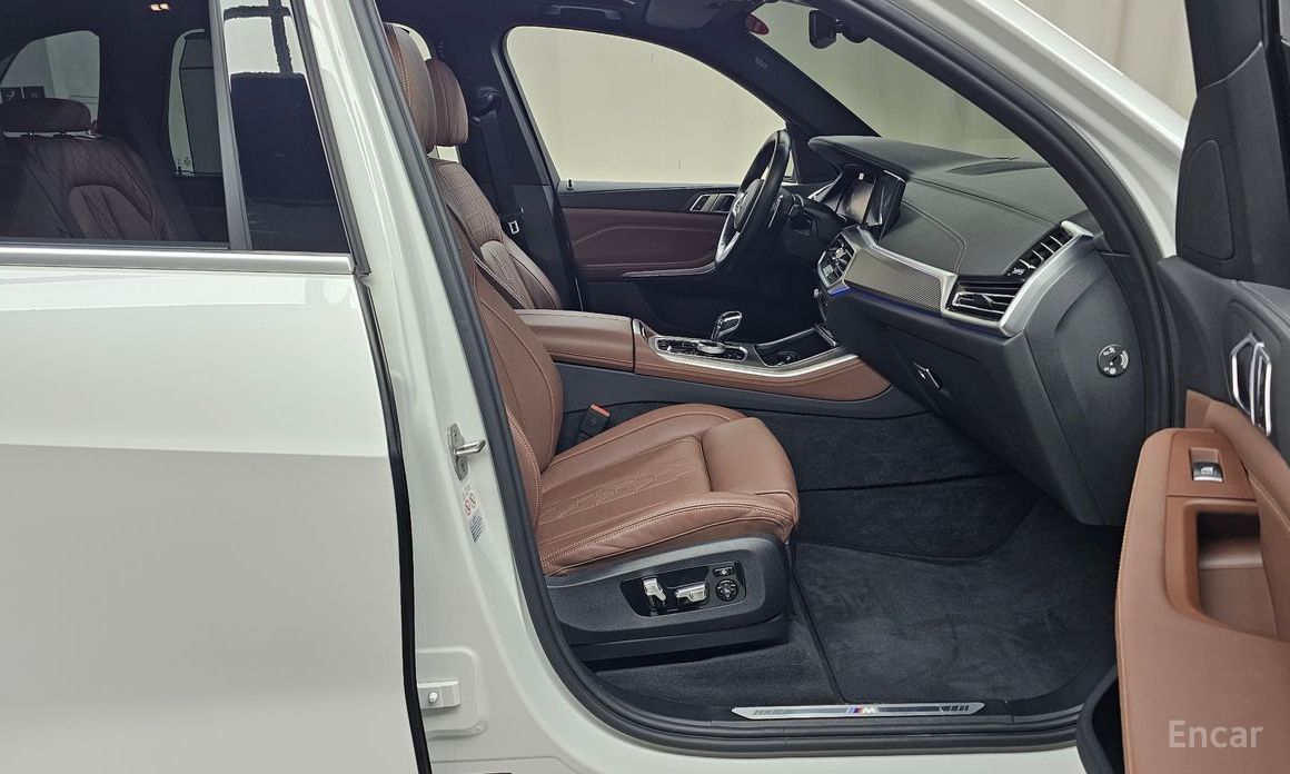 X5 (G05)xDrive 30d M Sport 12