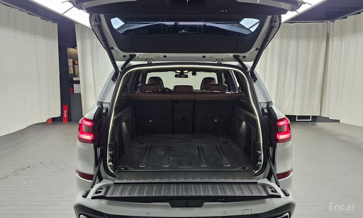 X5 (G05)xDrive 30d M Sport 21