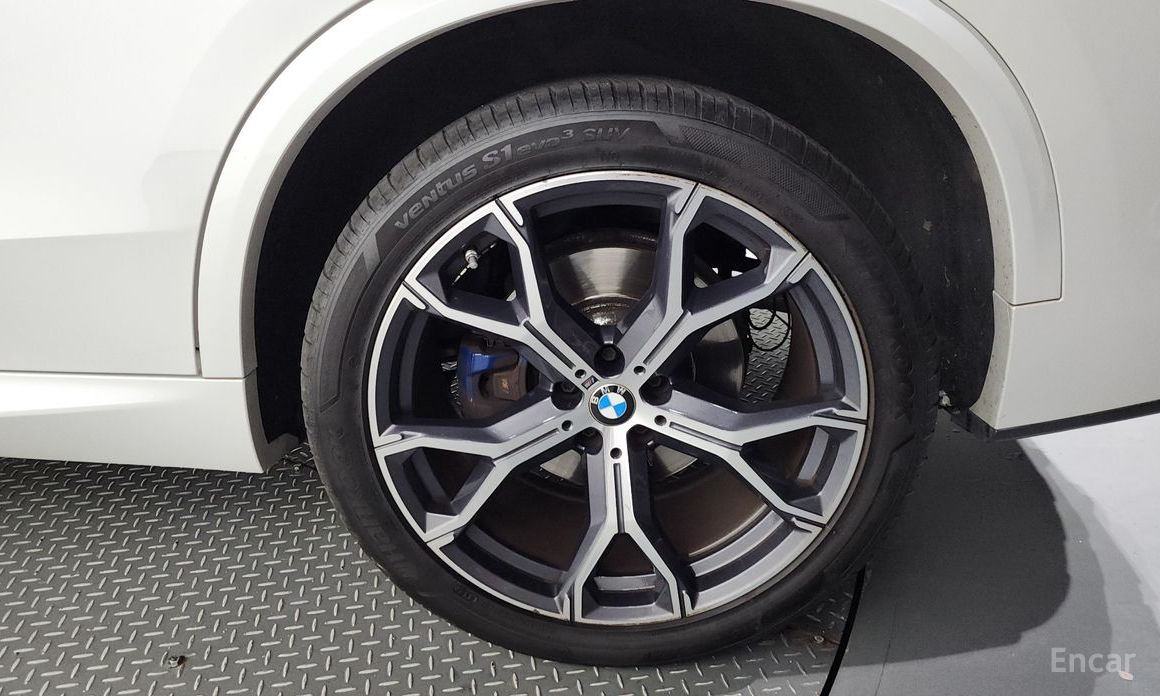 X5 (G05)xDrive 30d M Sport 6
