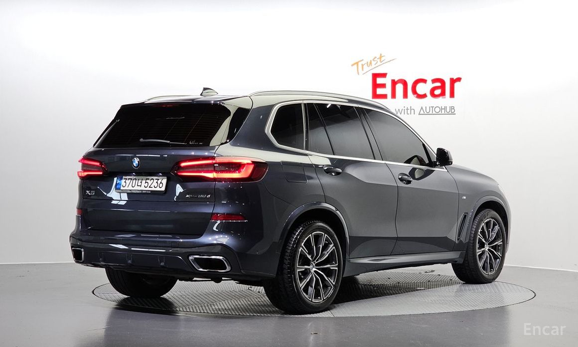 X5 (G05)xDrive 30d M Sport 3