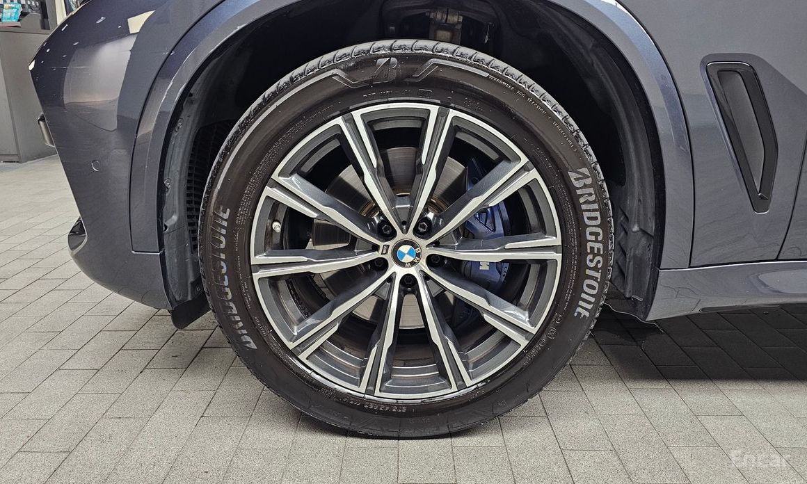 X5 (G05)xDrive 30d M Sport 6