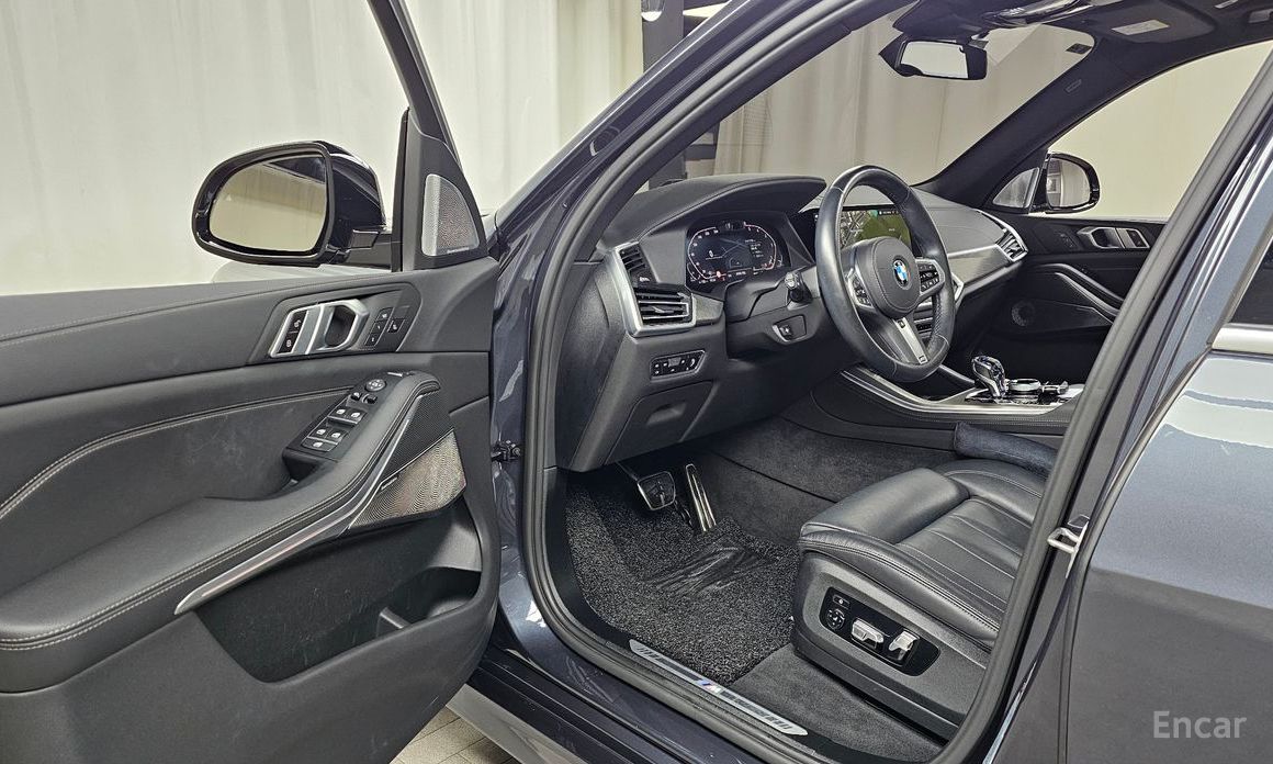 X5 (G05)xDrive 30d M Sport 11