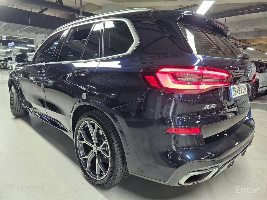 X5 (G05)xDrive 30d M Sport 3