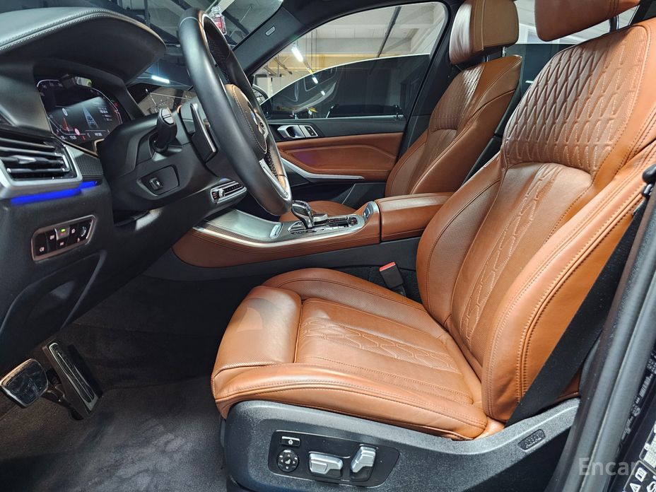 X5 (G05)xDrive 30d M Sport 9