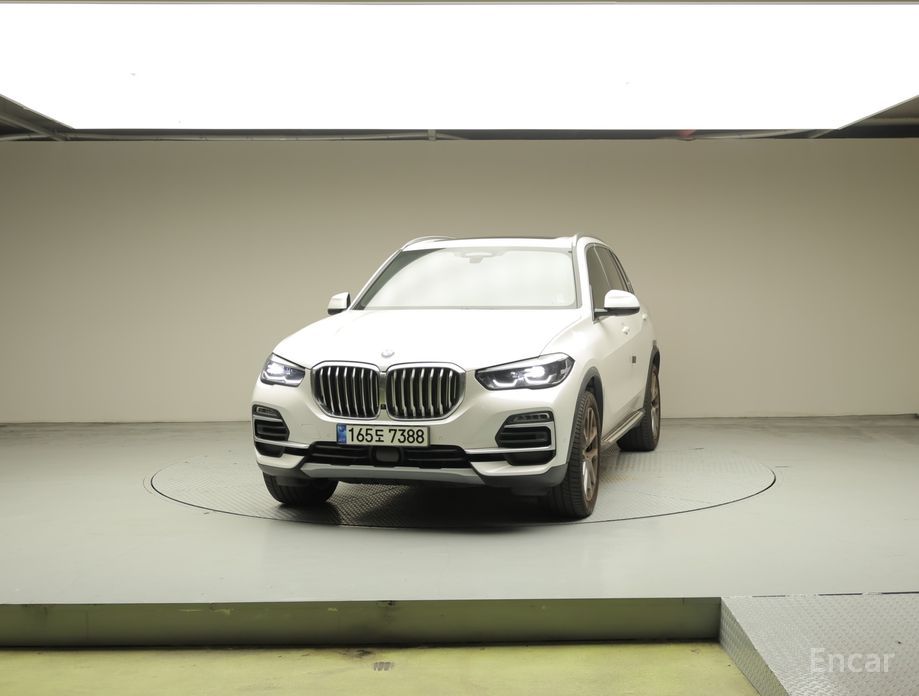 X5 (G05)xDrive 30d xLine 4