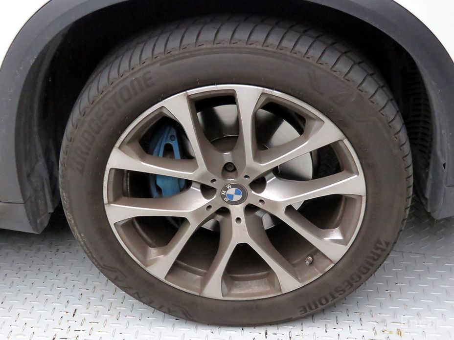 X5 (G05)xDrive 30d xLine 6