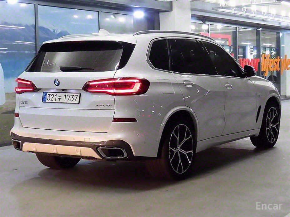 X5 (G05)xDrive 40i M Sport 6
