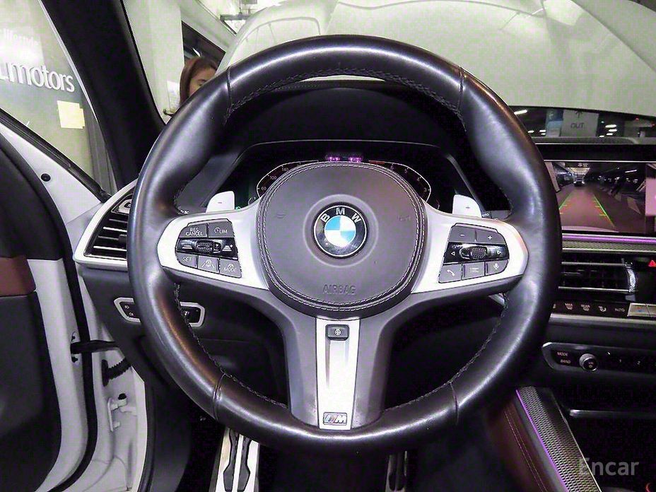 X5 (G05)xDrive 40i M Sport 7