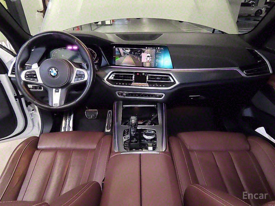 X5 (G05)xDrive 40i M Sport 8
