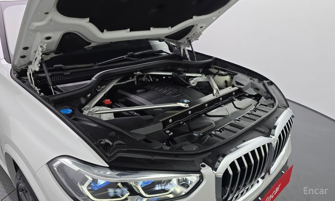 X5 (G05)xDrive 40i M Sport 7