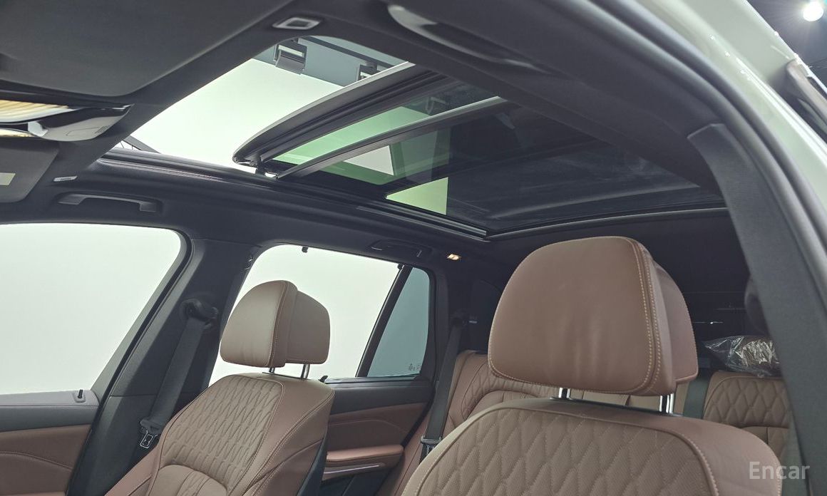 X5 (G05)xDrive 40i M Sport 20
