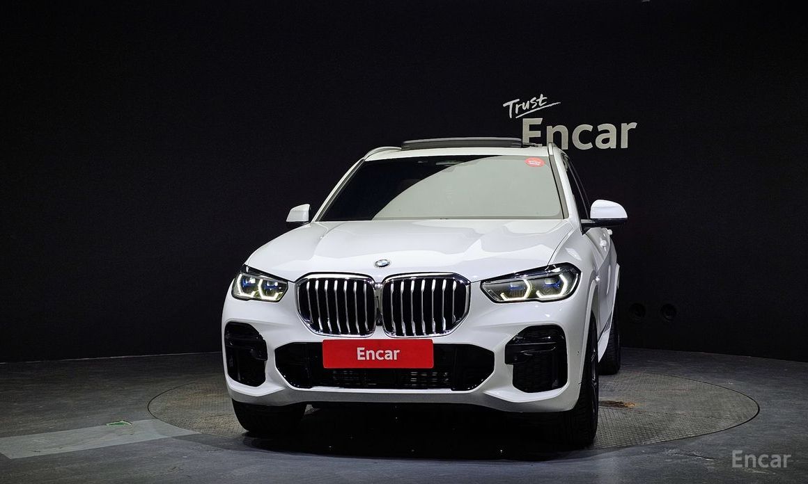 X5 (G05)xDrive 40i M Sport 4