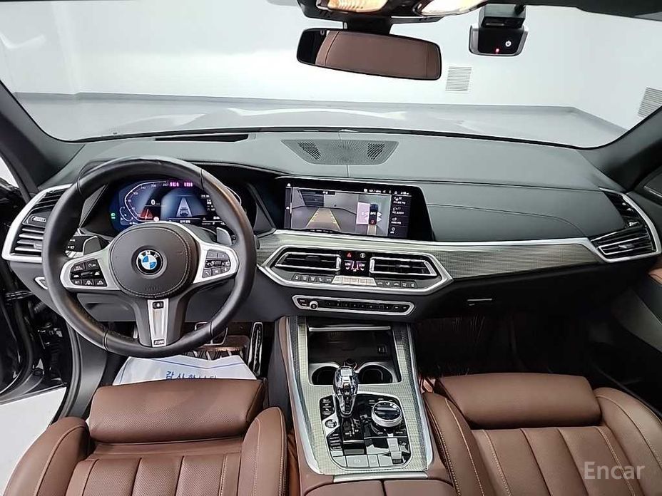 X5 (G05)xDrive 40i M Sport 9