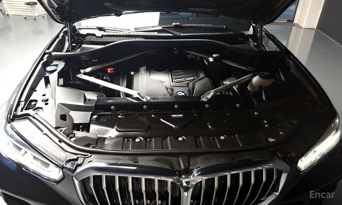 X5 (G05)xDrive 40i M Sport 7