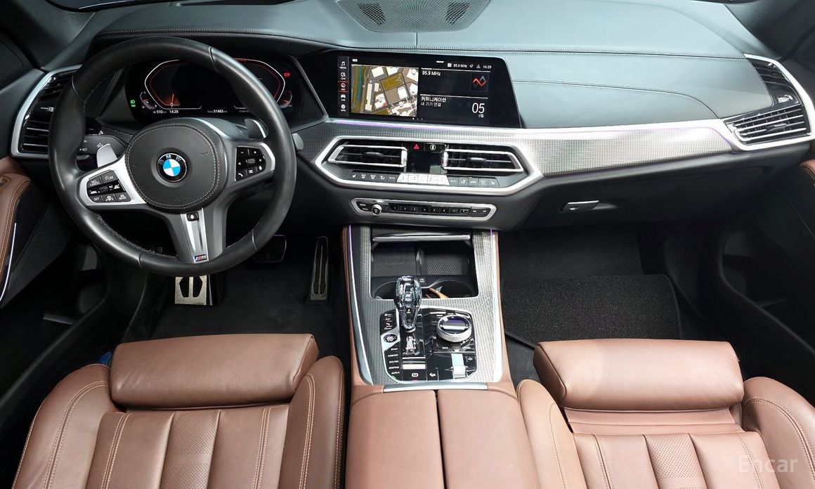 X5 (G05)xDrive 40i M Sport 8