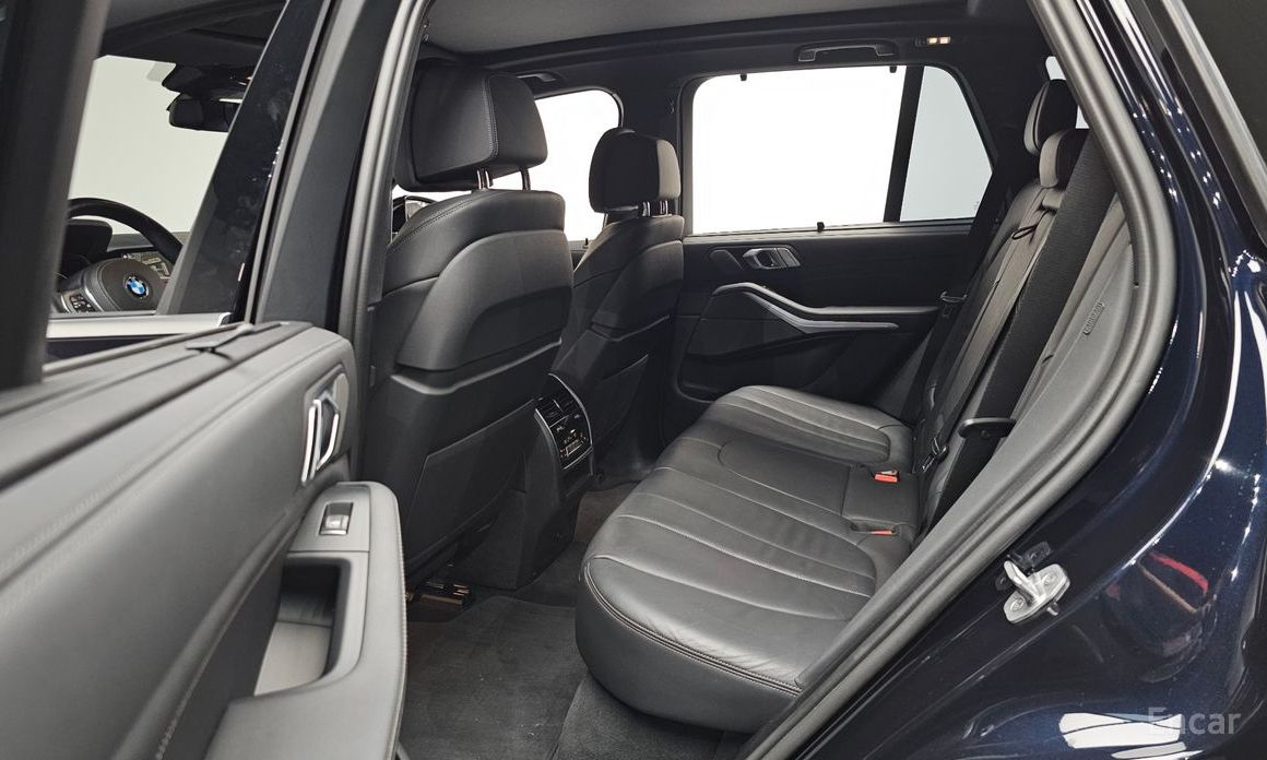 X5 (G05)xDrive 40i M Sport 12