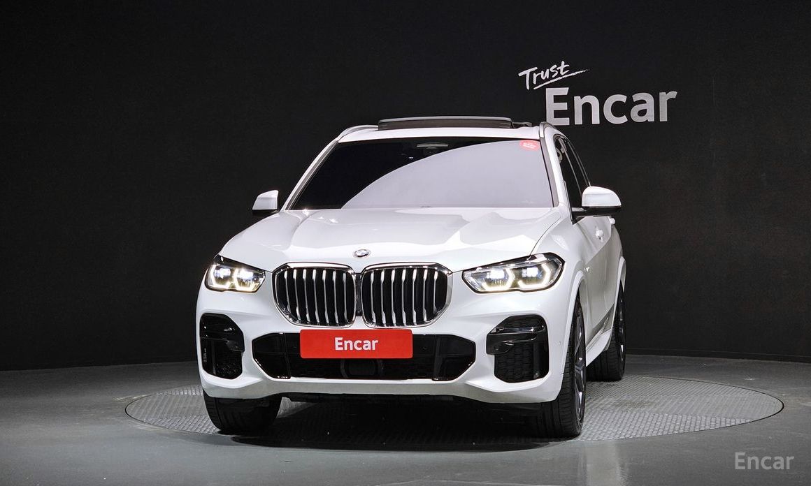 X5 (G05)xDrive 40i M Sport 4